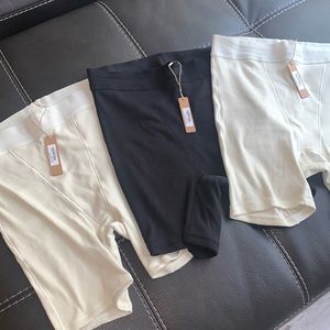 Skims Cotton Rib Boxer Short